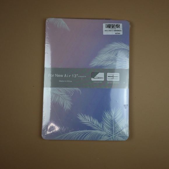 MacBook Air 13" Hard Case Cover with Keyboard Cover - Picture 1 of 4